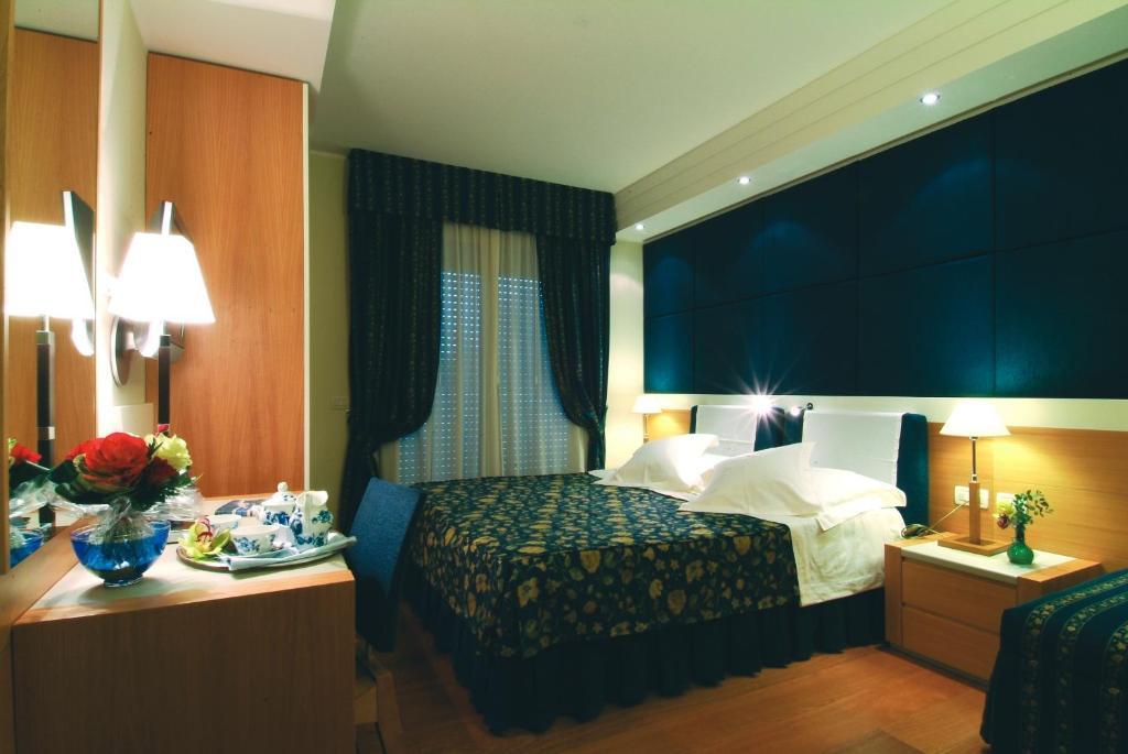 Aparthotel England Riccione Quarto foto